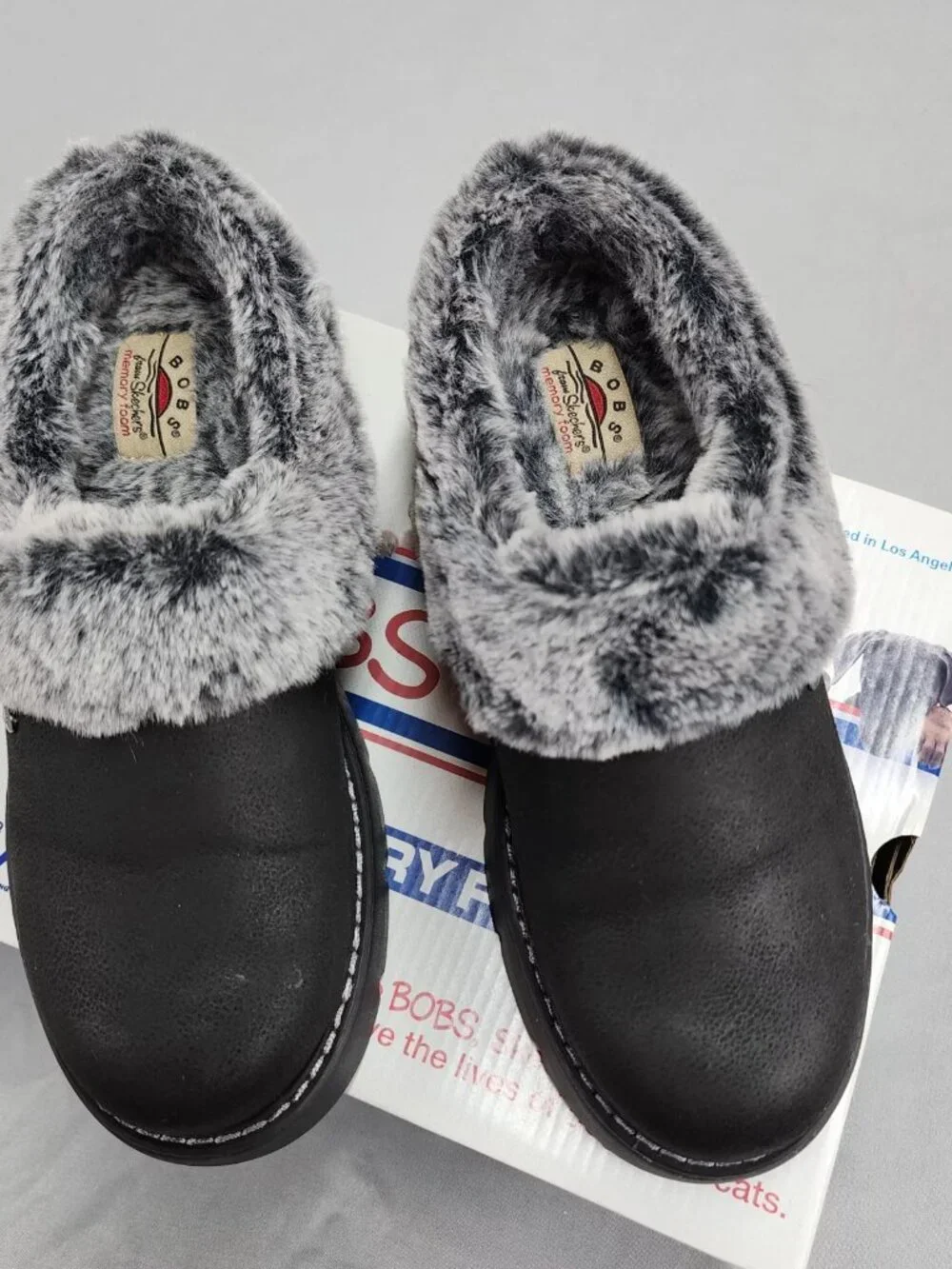 BOBS from Skechers Keepsakes Lite Cozy Blend Slippers Womens 7.5 Black Faux Fur - Picture 2 of 12